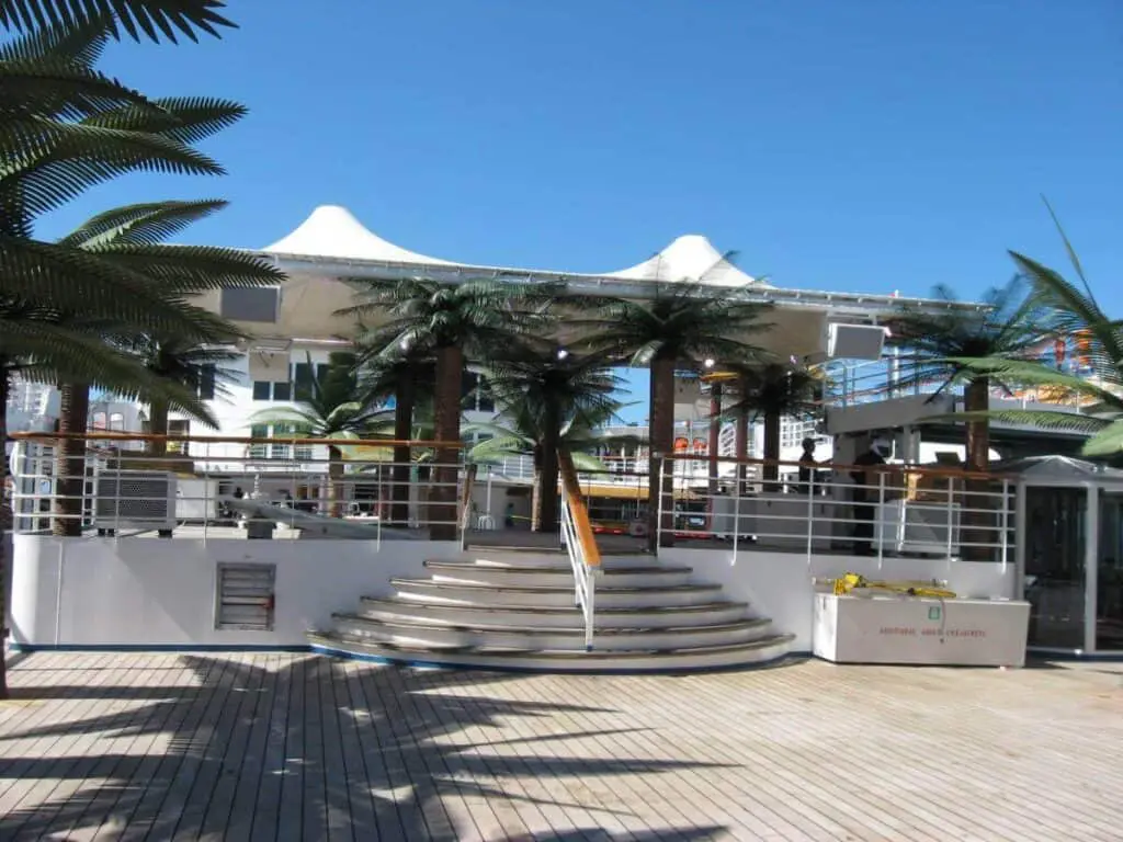 Fabricated Exterior Coconut Palm Tree Standard Concealment Column Wraps Carnival Cruise Ship Project A 1